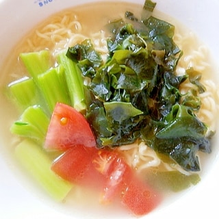 冷蔵庫の野菜で☆インスタントラーメン☆